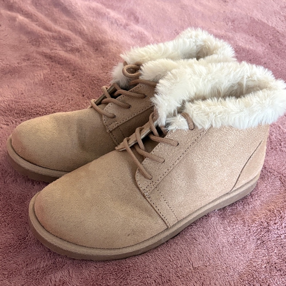Cozy Faux-Fur Trim Tan Ankle Booties